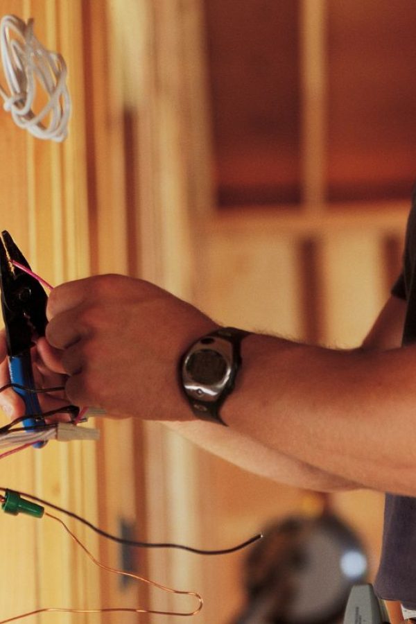 Elektriker in Düsseldorf - Elektrohelden Düsseldorf - Elektroinstallation - Smart home - Beleuchtung - Elektronotdienst